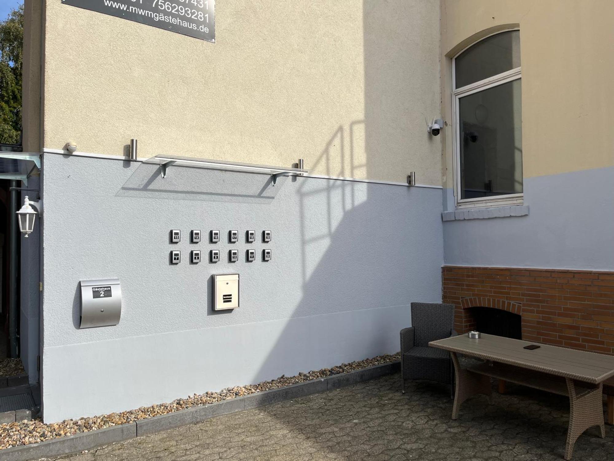 Doppelzimmer-Bad-Kuehlschrank-Tv-19 Meine Zewnętrze zdjęcie