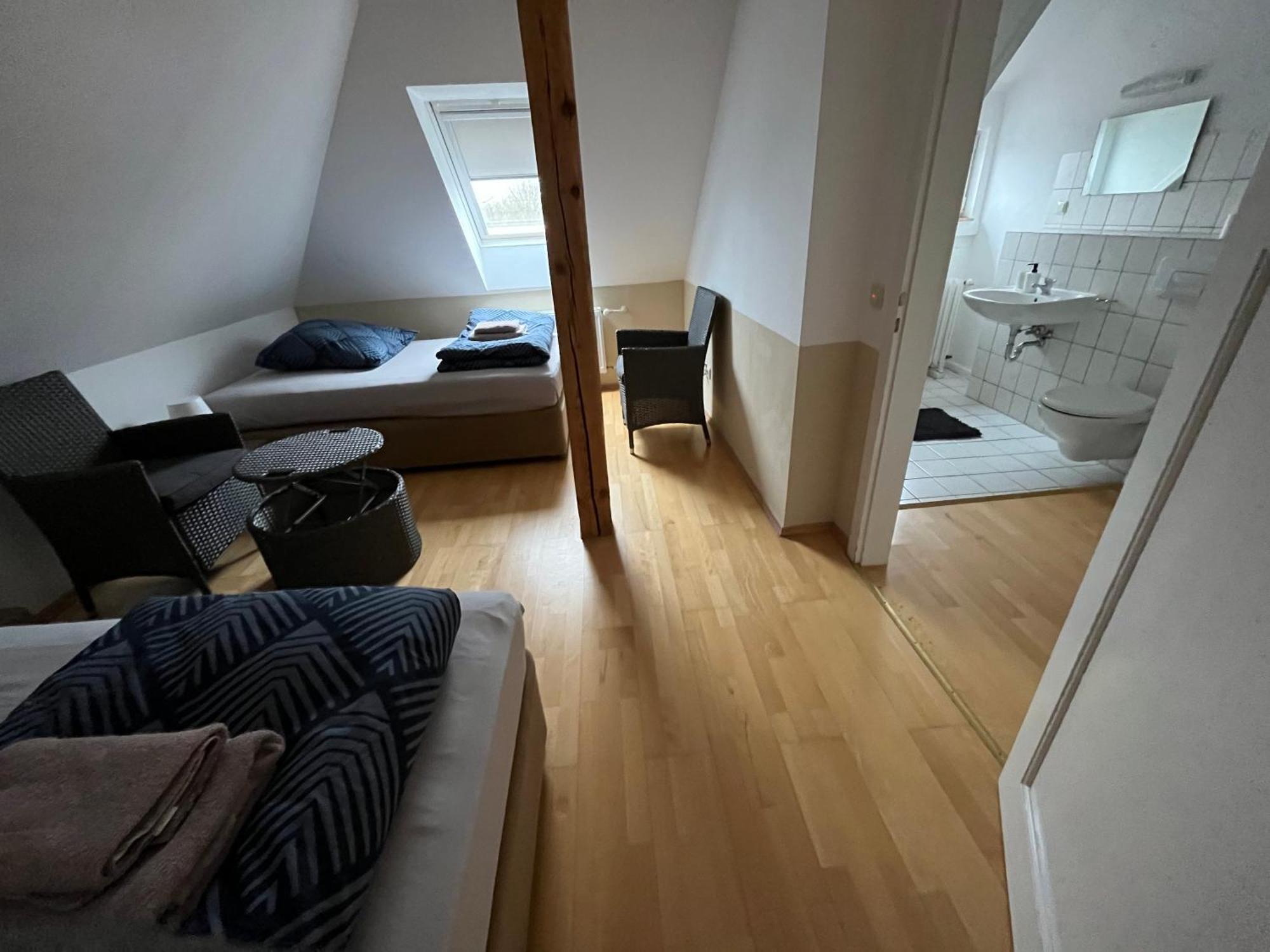 Doppelzimmer-Bad-Kuehlschrank-Tv-19 Meine Zewnętrze zdjęcie